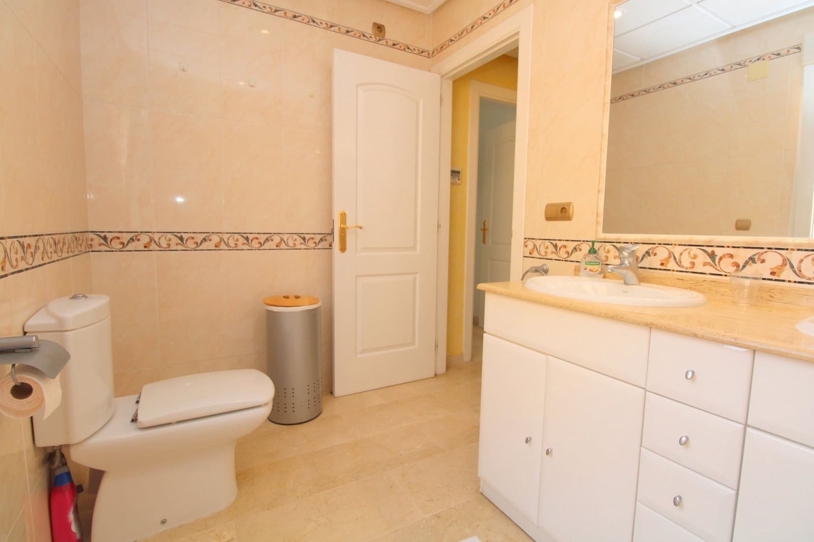 2 slaapkamer Penthouse te koop in Cabo Roig met zwembad - € 517.500 (Ref: 9317321)