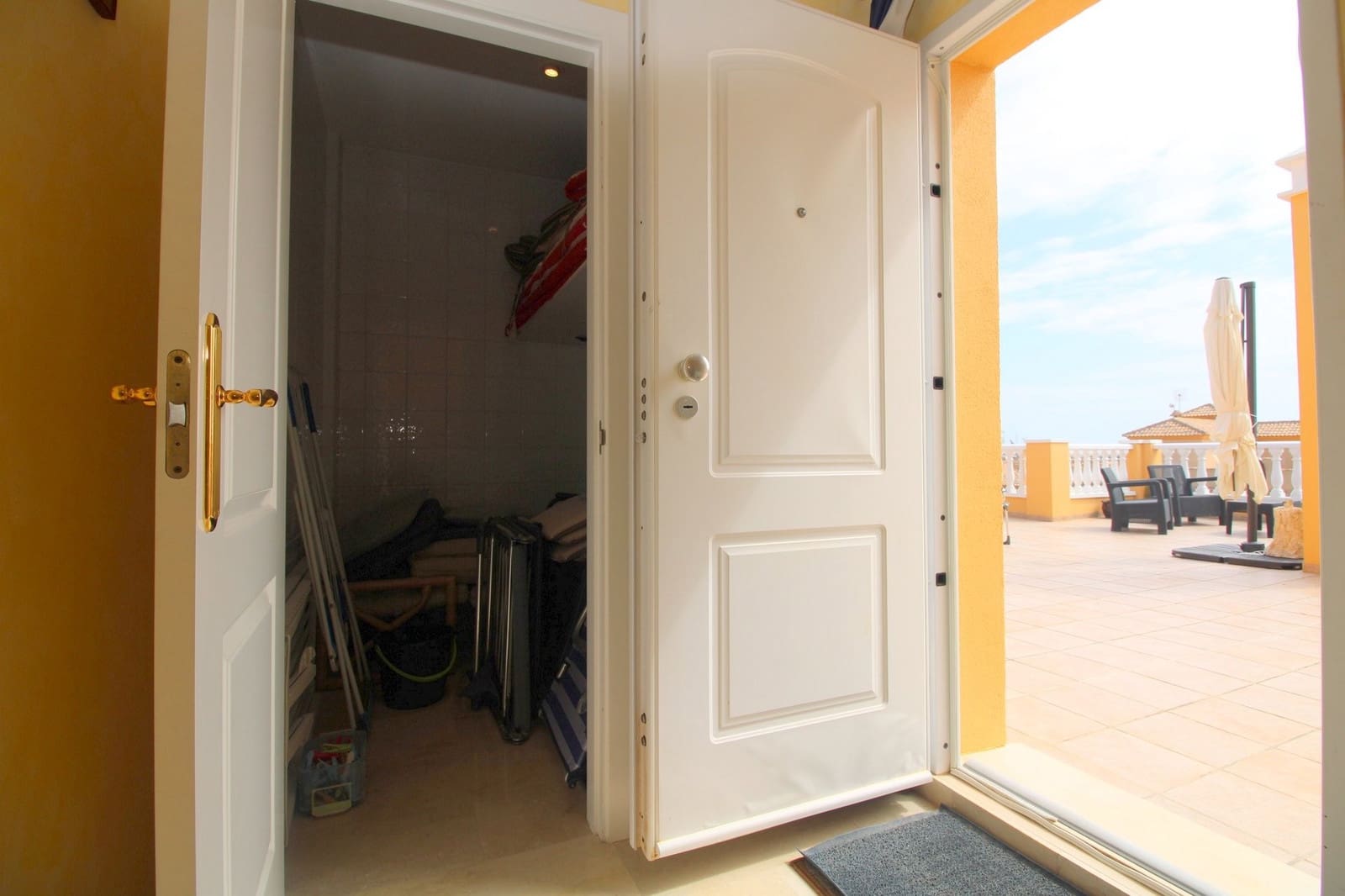 2 slaapkamer Penthouse te koop in Cabo Roig met zwembad - € 517.500 (Ref: 9317321)