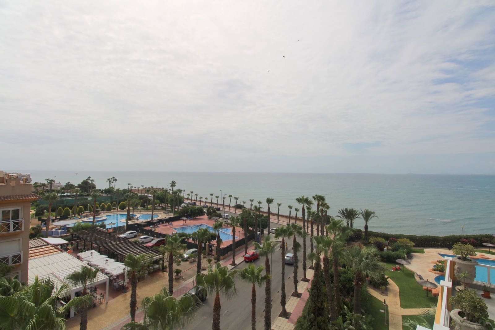 2 slaapkamer Penthouse te koop in Cabo Roig met zwembad - € 517.500 (Ref: 9317321)