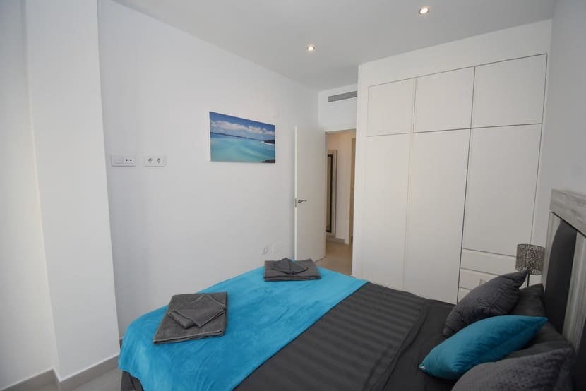 3 makuuhuone Omakotitalo myytävänä paikassa San Pedro del Pinatar mukana uima-altaan - 309 999 € (Ref: 9317322)