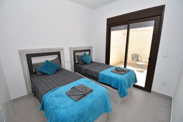 Casa de 3 habitaciones en San Pedro del Pinatar en venta con piscina - 309.999 € (Ref: 9317322)