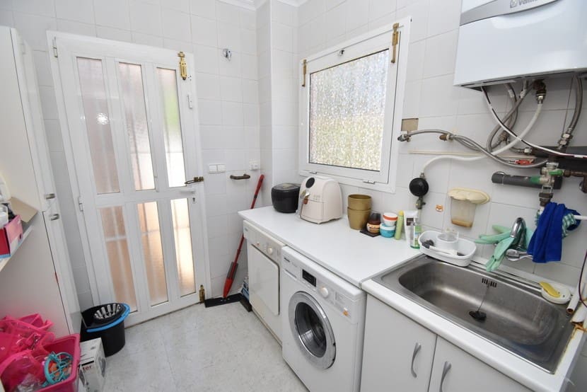 4 slaapkamer Villa te koop in Campoamor met zwembad - € 860.000 (Ref: 9317327)