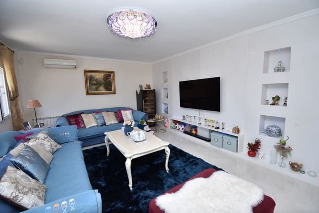 4 slaapkamer Villa te koop in Campoamor, Orihuela met zwembad - € 860.000 (Ref: 9317327)