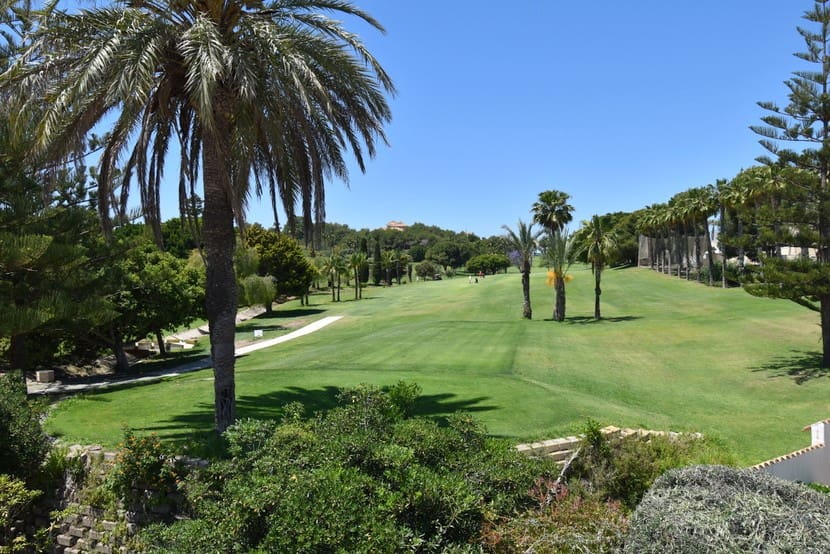 4 slaapkamer Villa te koop in Campoamor met zwembad - € 860.000 (Ref: 9317327)
