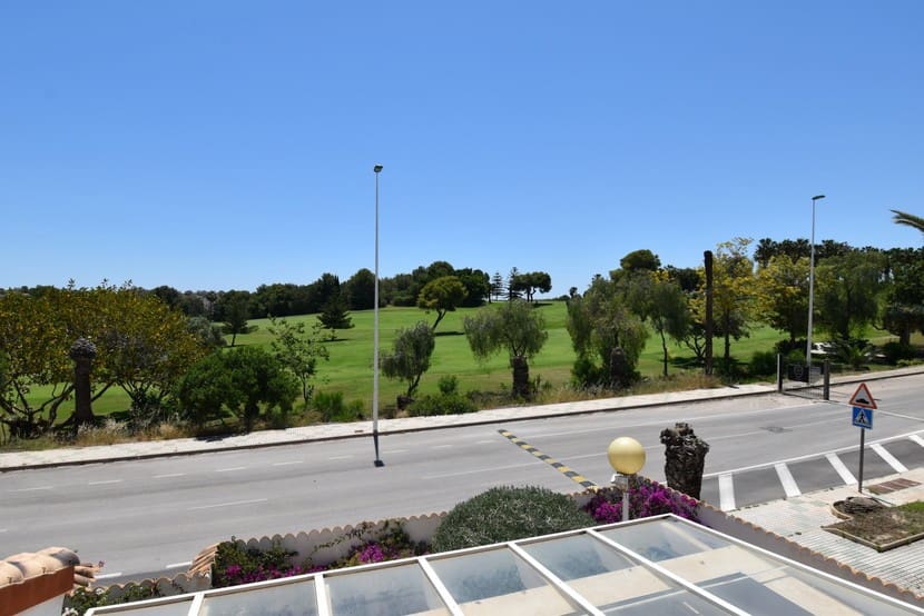 4 slaapkamer Villa te koop in Campoamor met zwembad - € 860.000 (Ref: 9317327)