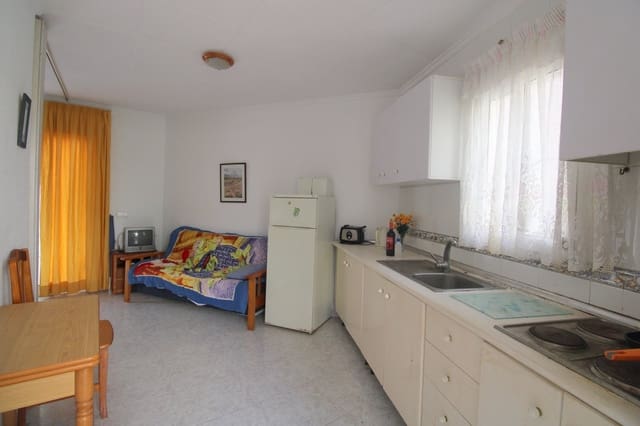 1 slaapkamer Appartement te koop in San Miguel de Salinas - € 68.500 (Ref: 9317328)