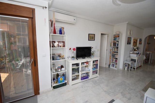 Apartamento de 2 habitaciones en Villamartin, Orihuela en venta con piscina - 179.999 € (Ref: 9317330)