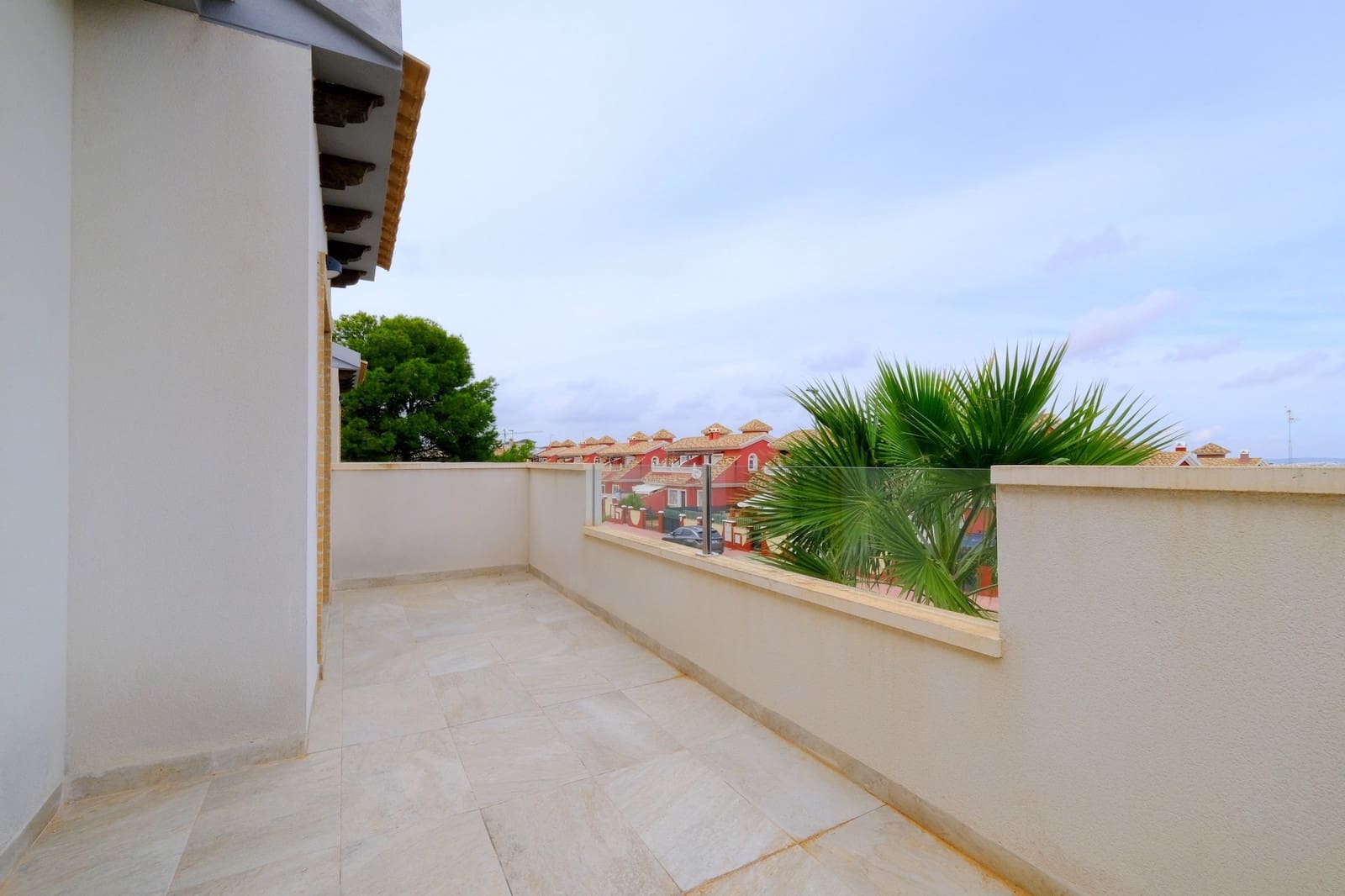 3 bedroom Villa for sale in Villamartin with pool - € 269,995 (Ref: 9321587)