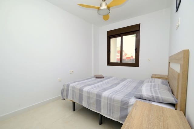 3 bedroom Villa for sale in Villamartin, Orihuela with pool - € 269,995 (Ref: 9321587)