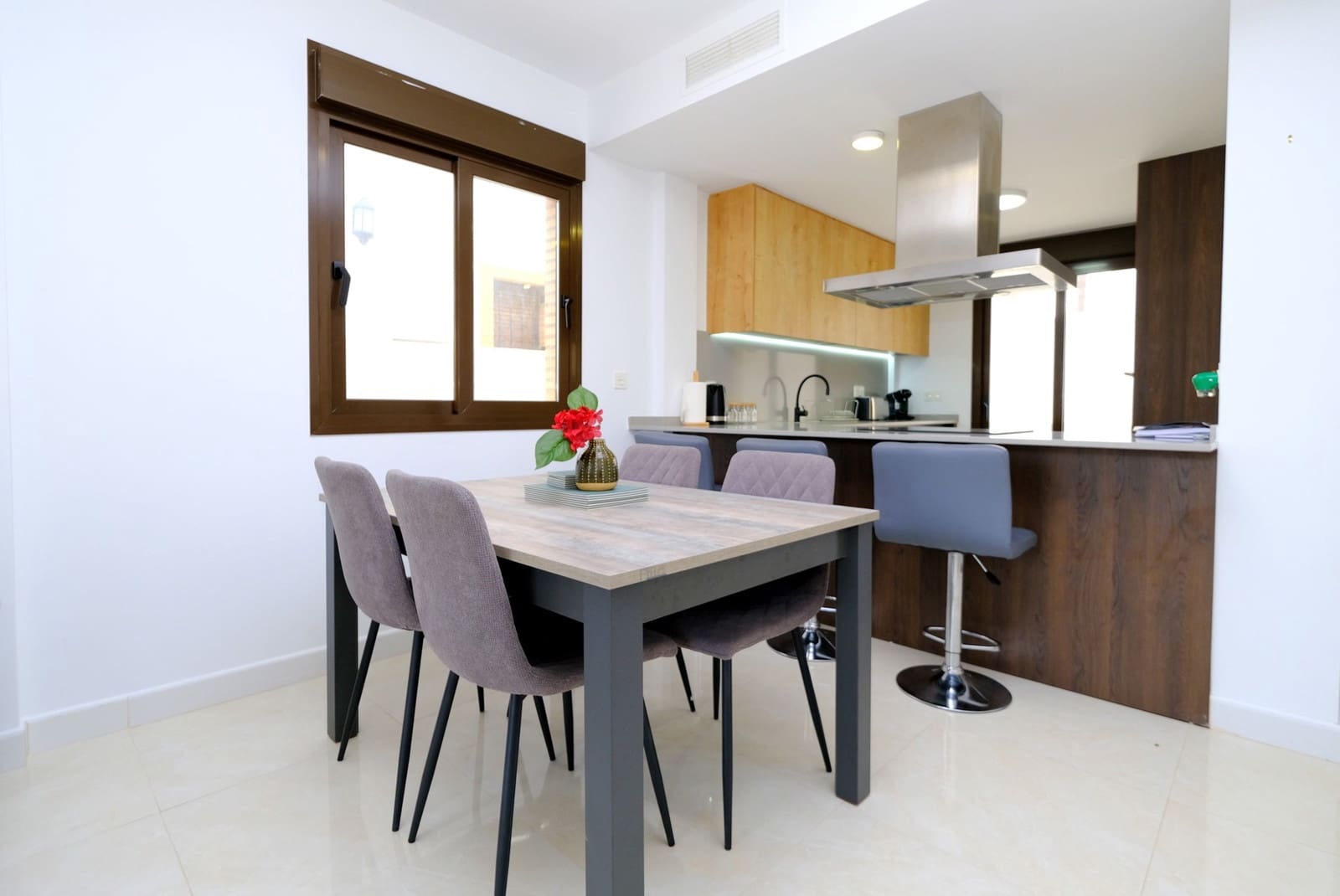 3 bedroom Villa for sale in Villamartin with pool - € 269,995 (Ref: 9321587)