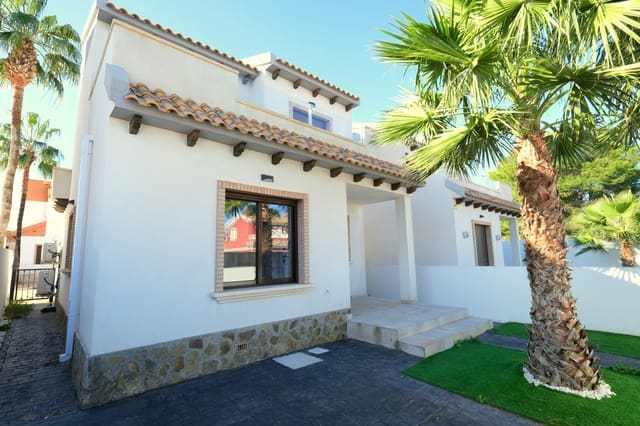 Chalet de 3 habitaciones en Villamartin, Orihuela en venta con piscina - 269.995 € (Ref: 9321587)