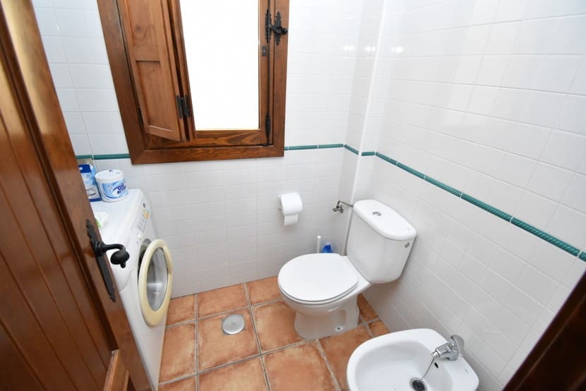 2 slaapkamer Appartement te koop in Punta Prima met zwembad - € 299.995 (Ref: 9321591)