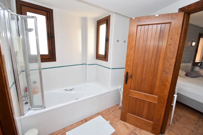 2 slaapkamer Appartement te koop in Punta Prima met zwembad - € 299.995 (Ref: 9321591)