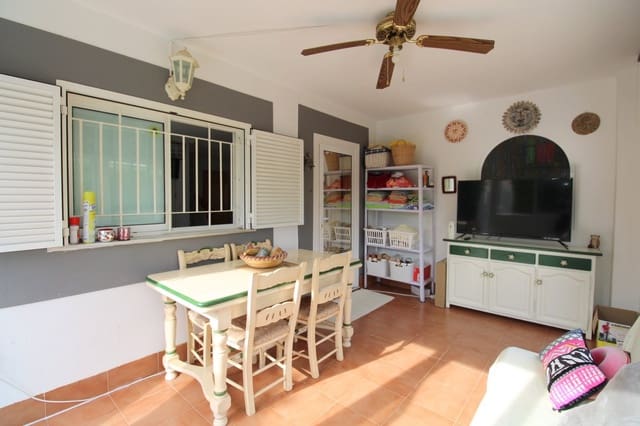 3 soverom Hus til salgs i Playa Flamenca, Orihuela med svømmebasseng - € 379 900 (Ref: 9324241)