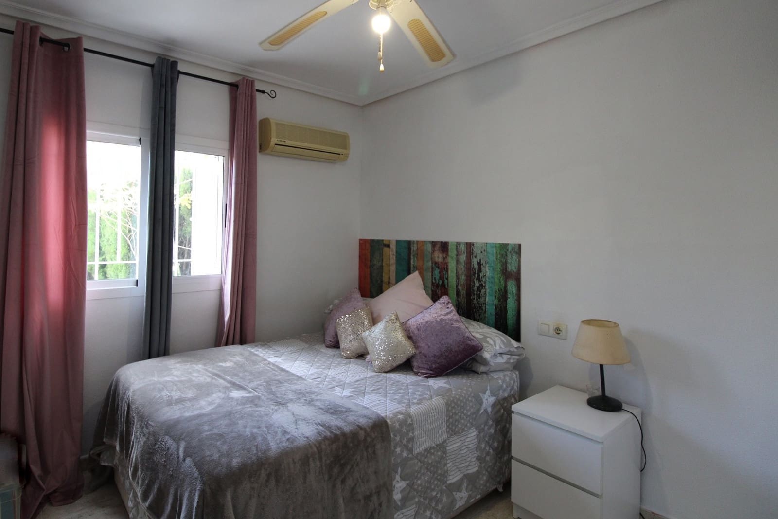 3 slaapkamer Huis te koop in Playa Flamenca met zwembad - € 379.900 (Ref: 9324241)