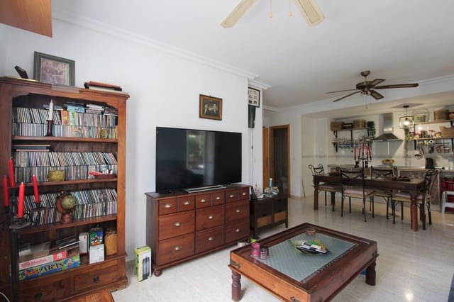 3 soverom Hus til salgs i Playa Flamenca, Orihuela med svømmebasseng - € 379 900 (Ref: 9324241)