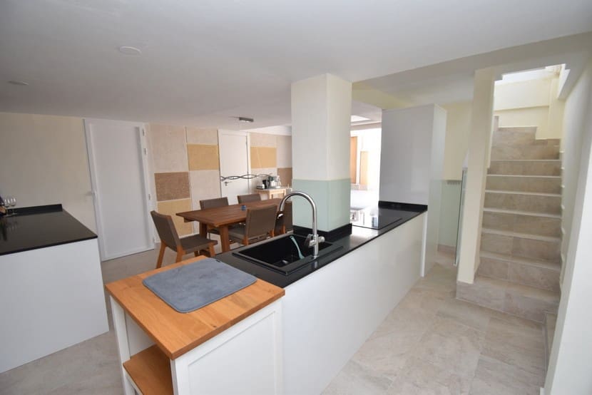 2 slaapkamer Villa te koop in Los Altos met zwembad - € 250.000 (Ref: 9324242)