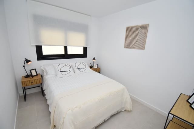 3 soverom Villa til salgs i El Chaparral, Torrevieja med svømmebasseng - € 499 000 (Ref: 9324245)