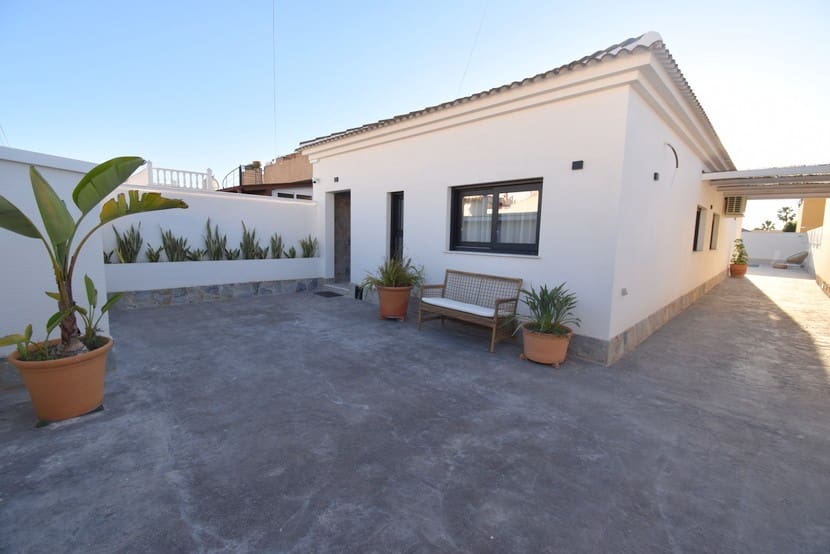 3 soverom Villa til salgs i El Chaparral med svømmebasseng - € 499 000 (Ref: 9324245)
