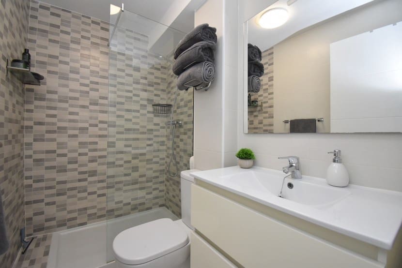 2 slaapkamer Appartement te koop in Cabo Roig met zwembad - € 199.950 (Ref: 9326079)