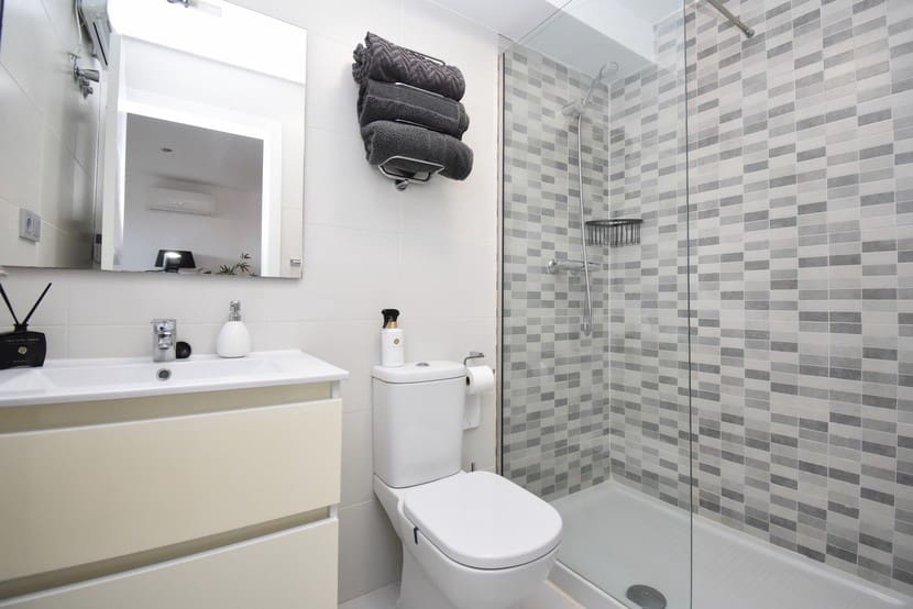 2 slaapkamer Appartement te koop in Cabo Roig met zwembad - € 199.950 (Ref: 9326079)