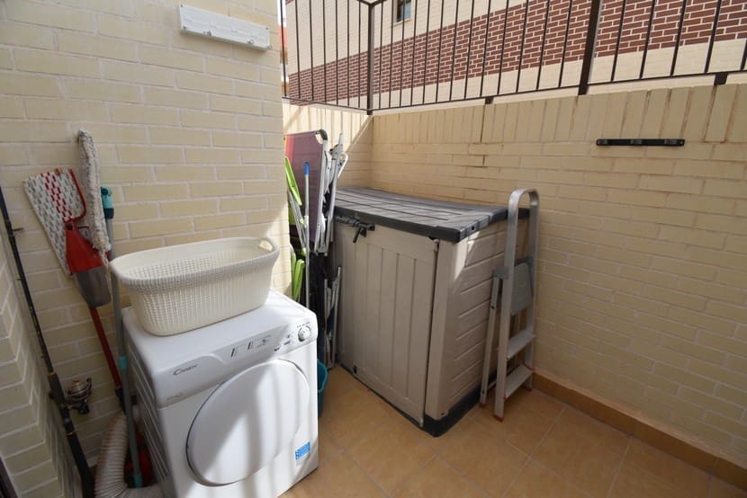 2 slaapkamer Appartement te koop in Cabo Roig met zwembad - € 199.950 (Ref: 9326079)