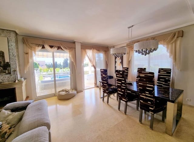 5 bedroom Villa for sale in Cañada del Molino, Torrevieja with pool - € 1,170,000 (Ref: 9326080)
