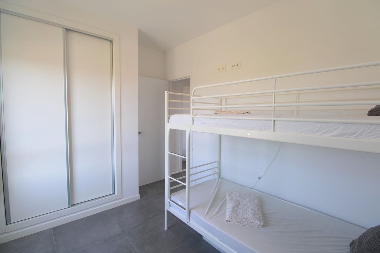 3 bedroom Apartment for sale in Campoamor with pool - € 219,000 (Ref: 9330206)