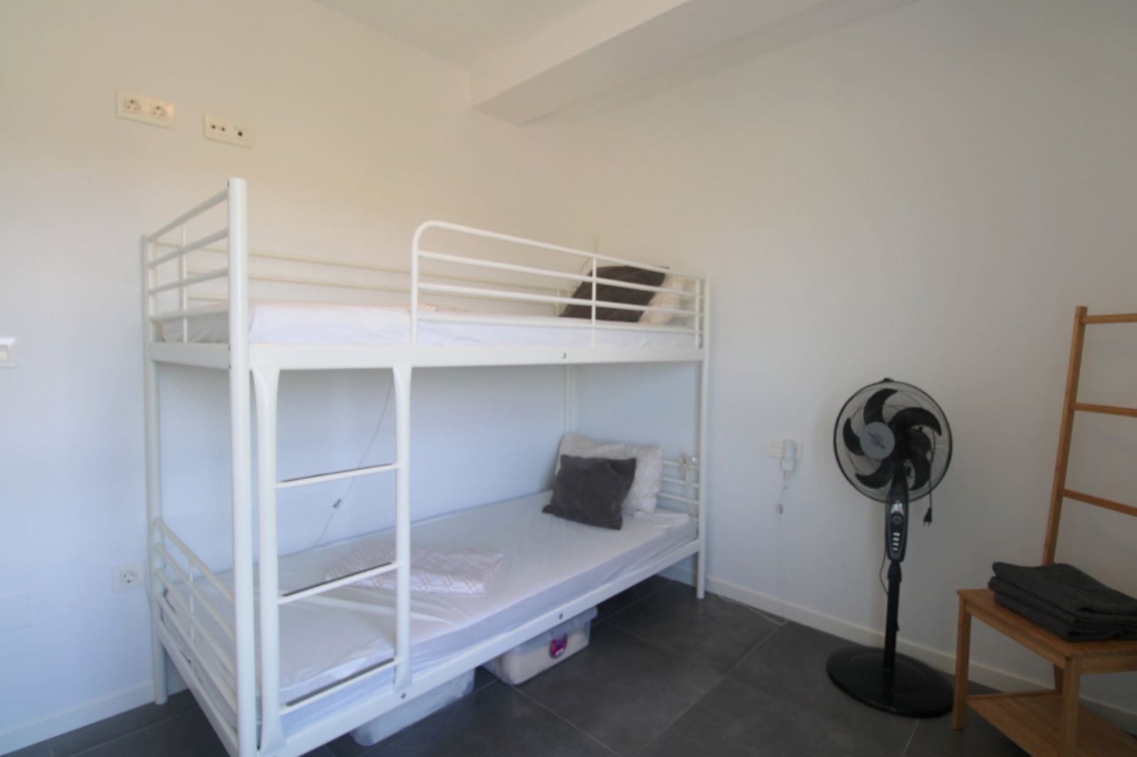 3 bedroom Apartment for sale in Campoamor with pool - € 219,000 (Ref: 9330206)