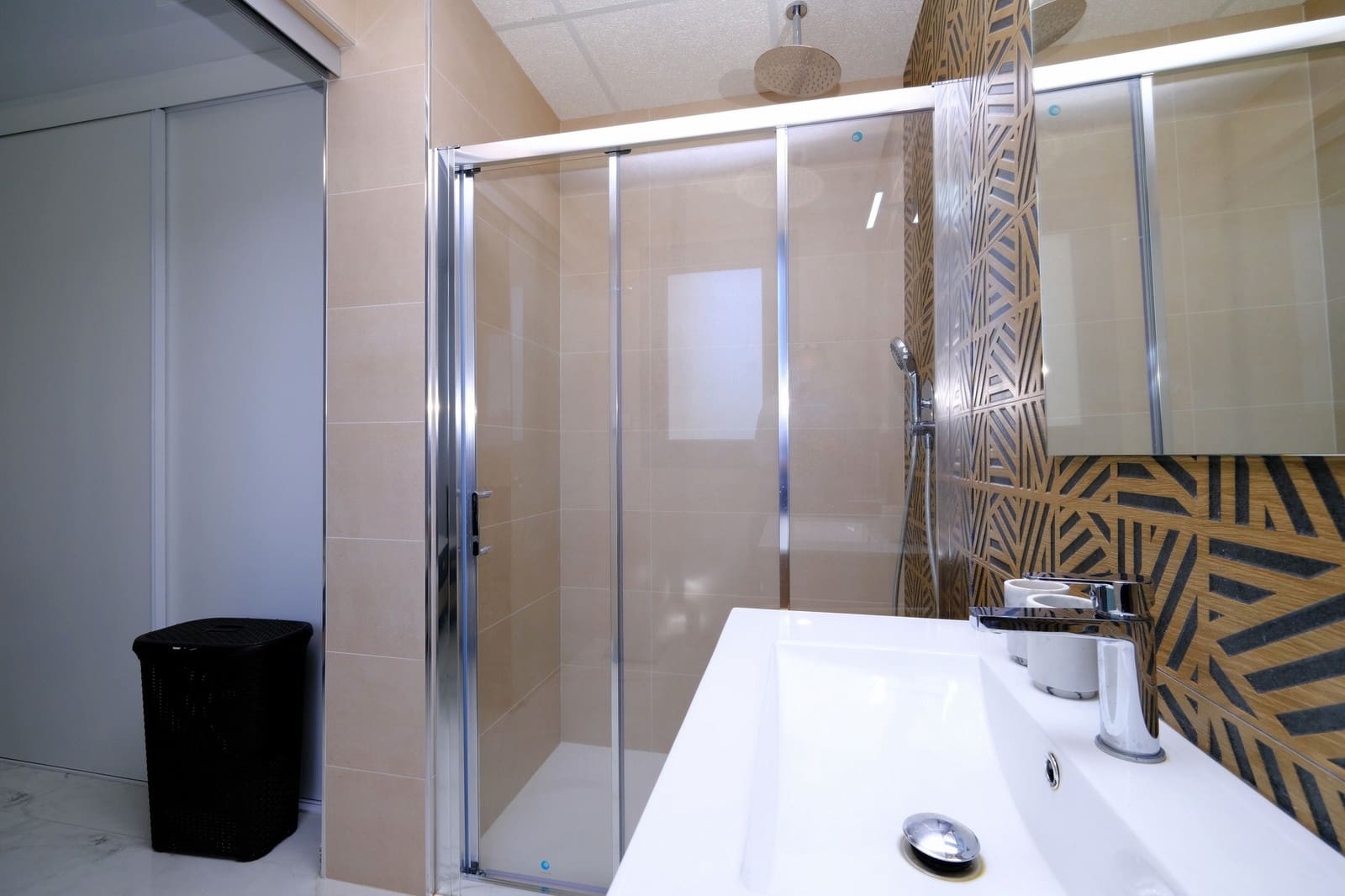 2 Zimmer Apartment zu verkaufen in Villamartin mit Pool - 289.000 € (Ref: 9330207)