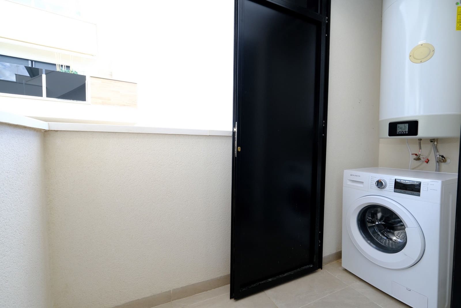 2 Zimmer Apartment zu verkaufen in Villamartin mit Pool - 289.000 € (Ref: 9330207)