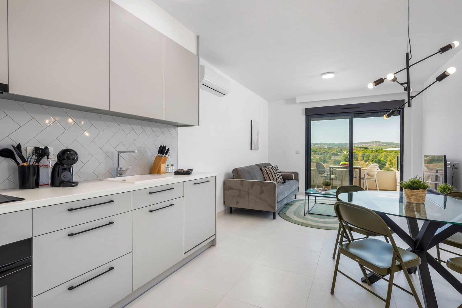 2 bedroom Apartment for sale in San Miguel de Salinas with pool - € 185,000 (Ref: 9337619)