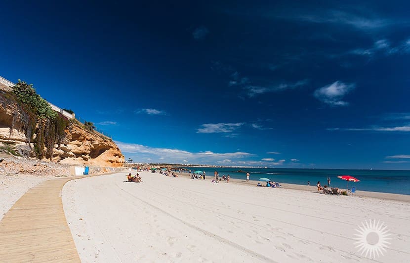 1 soveværelse Lejlighed til salg i Villamartin med swimmingpool - € 119.000 (Ref: 9337622)