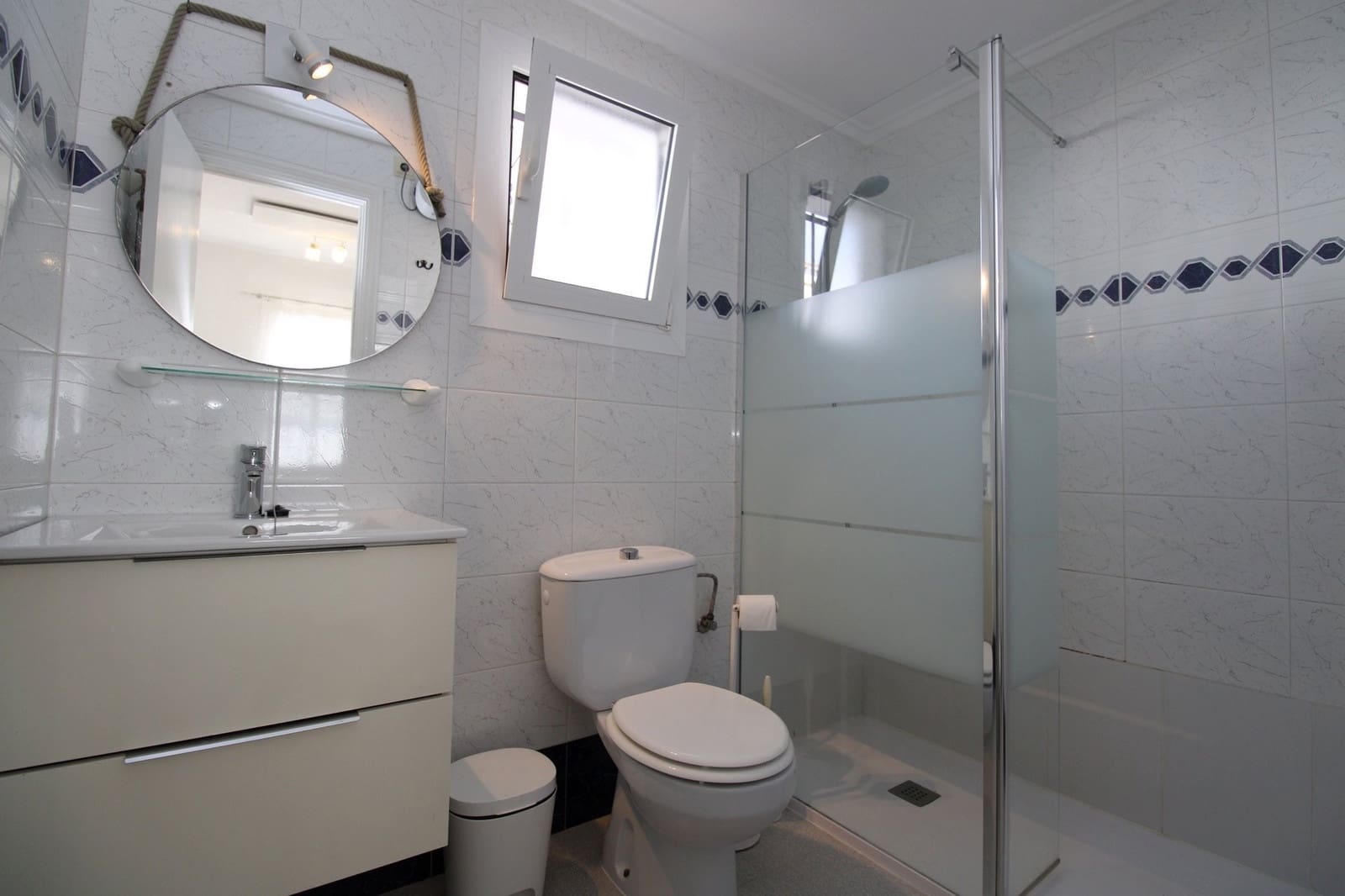 1 soveværelse Lejlighed til salg i Villamartin med swimmingpool - € 119.000 (Ref: 9337622)