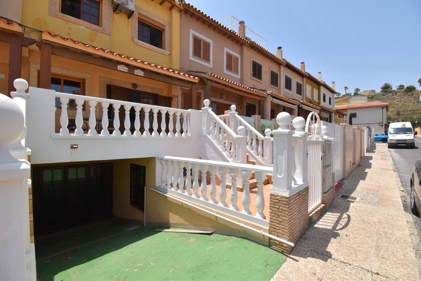 2 slaapkamer Huis te koop in Torrevieja - € 219.995 (Ref: 9341883)