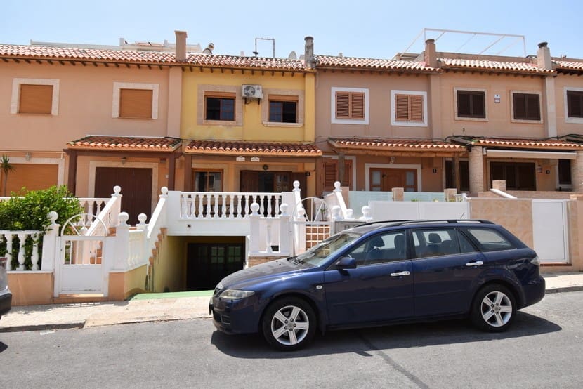 2 slaapkamer Huis te koop in Torrevieja - € 219.995 (Ref: 9341883)