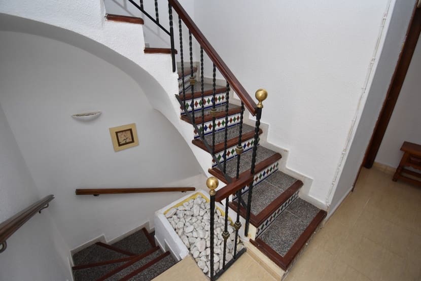 2 slaapkamer Huis te koop in Torrevieja - € 219.995 (Ref: 9341883)