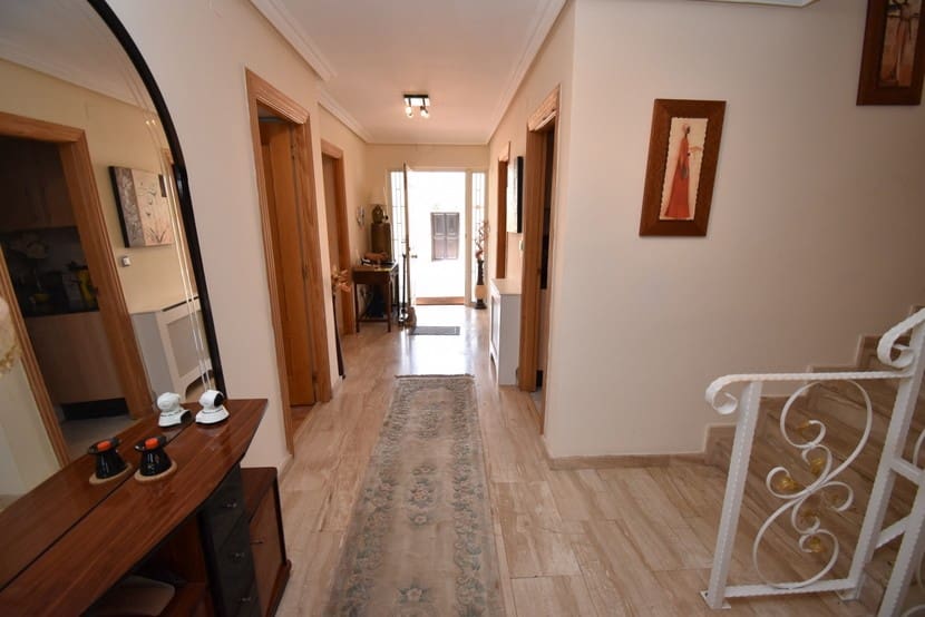 6 slaapkamer Villa te koop in Los Balcones met zwembad - € 609.000 (Ref: 9341885)