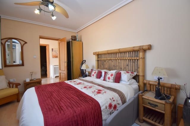 6 slaapkamer Villa te koop in Los Balcones met zwembad - € 609.000 (Ref: 9341885)