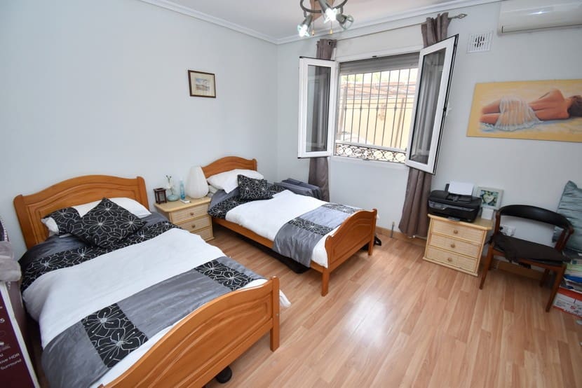 6 slaapkamer Villa te koop in Los Balcones met zwembad - € 609.000 (Ref: 9341885)