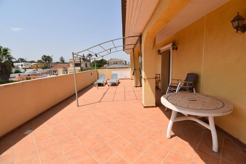 6 slaapkamer Villa te koop in Los Balcones met zwembad - € 609.000 (Ref: 9341885)