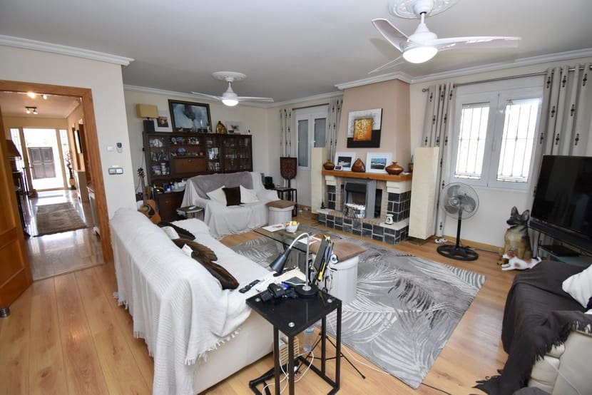 6 slaapkamer Villa te koop in Los Balcones met zwembad - € 609.000 (Ref: 9341885)