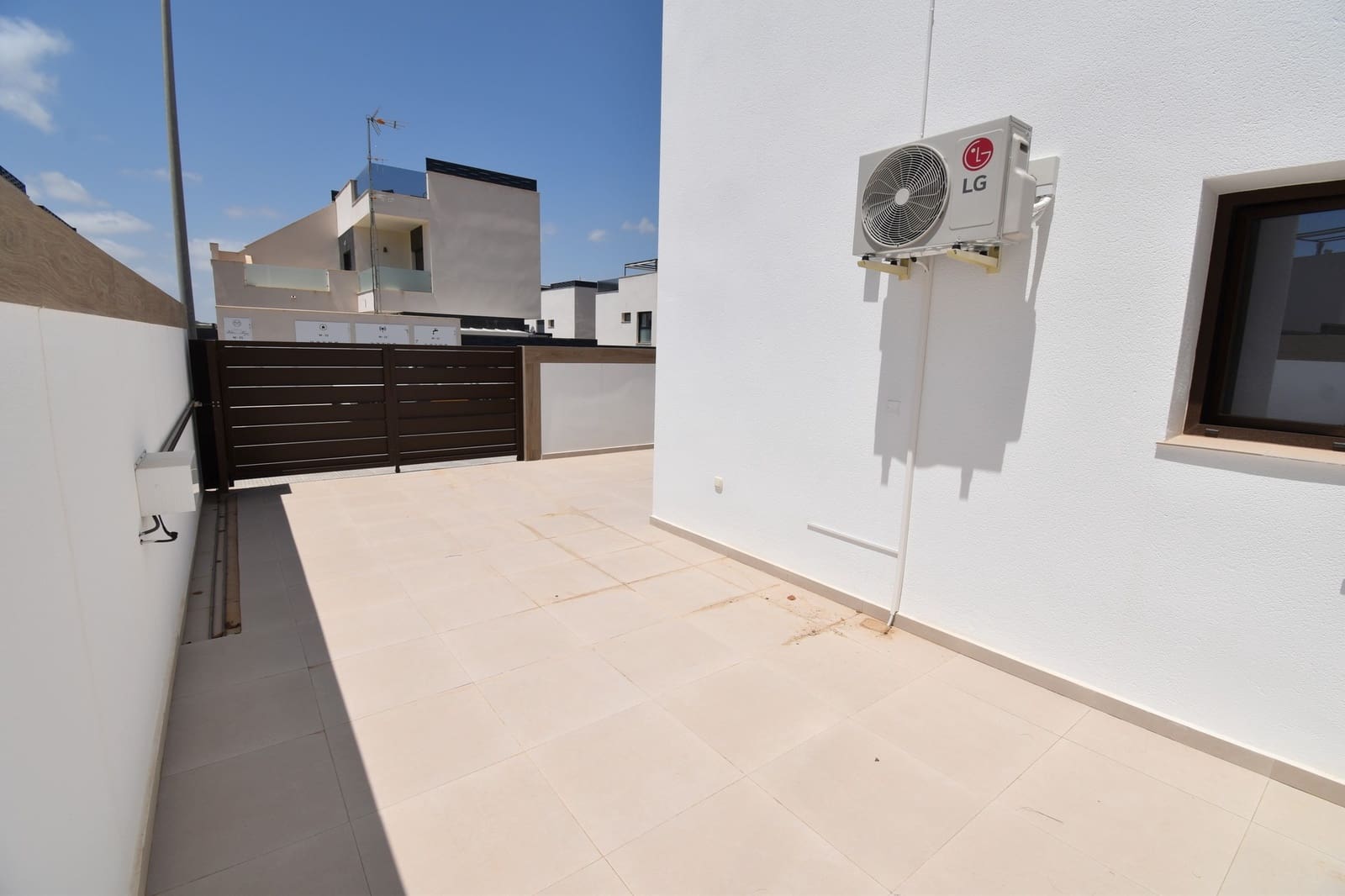 3 Zimmer Villa zu verkaufen in Benijofar mit Pool - 440.000 € (Ref: 9341886)