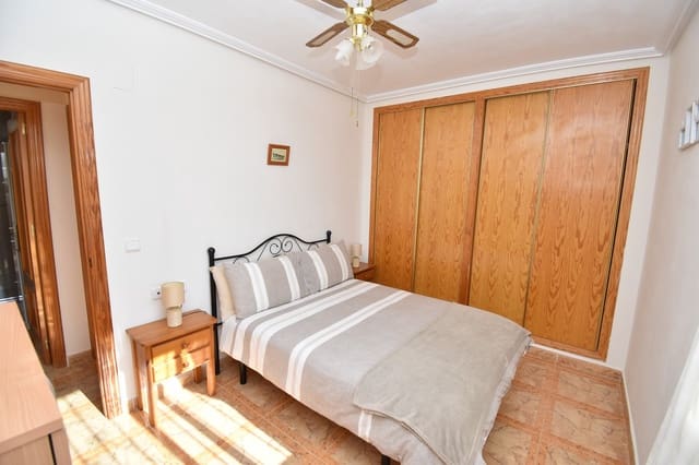 Ático de 2 habitaciones en Cabo Roig, Orihuela en venta con piscina - 139.000 € (Ref: 9341887)