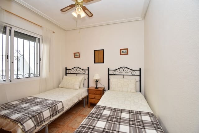 Ático de 2 habitaciones en Cabo Roig, Orihuela en venta con piscina - 139.000 € (Ref: 9341887)