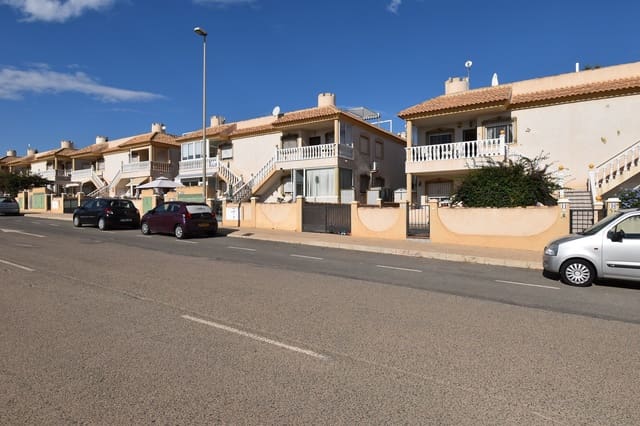 Ático de 2 habitaciones en Cabo Roig, Orihuela en venta con piscina - 139.000 € (Ref: 9341887)