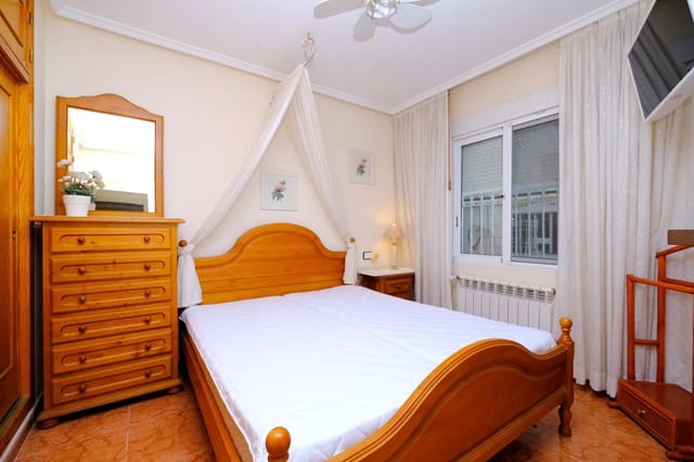 3 slaapkamer Huis te koop in Playa Flamenca, Orihuela met zwembad - € 209.000 (Ref: 9341888)