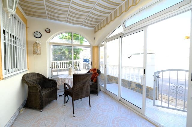 3 slaapkamer Huis te koop in Playa Flamenca, Orihuela met zwembad - € 209.000 (Ref: 9341888)