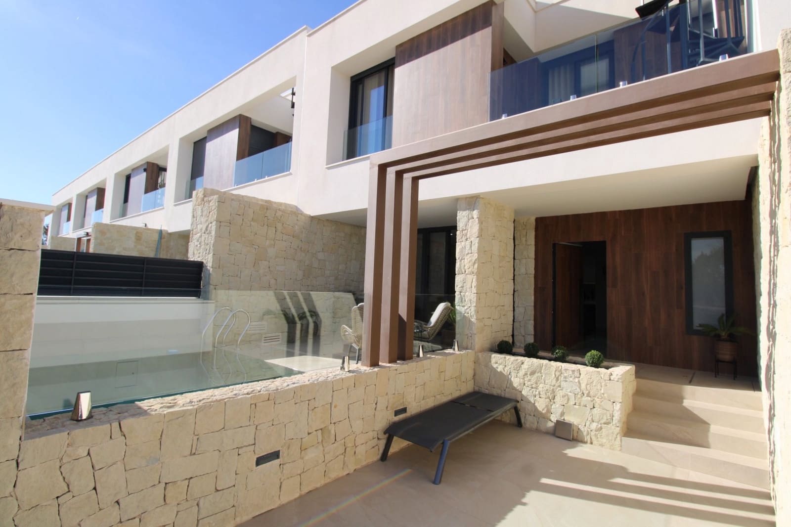 3 bedroom Townhouse for sale in Dolores with pool - € 350,000 (Ref: 9344414)