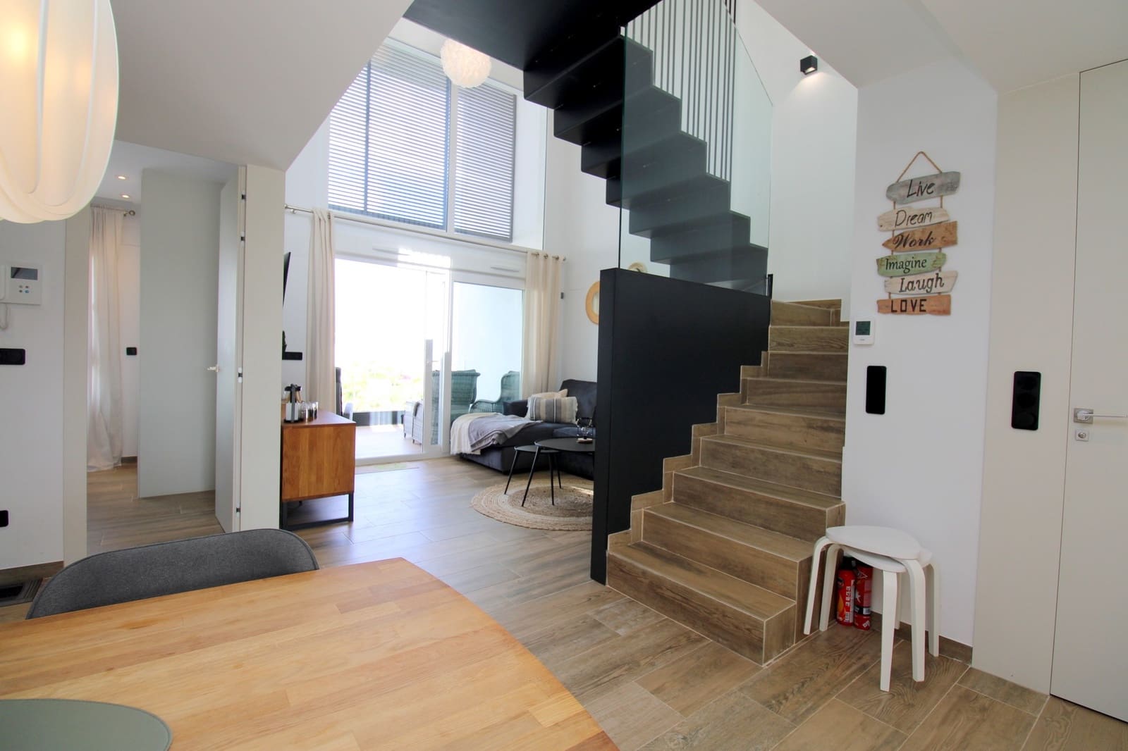 3 slaapkamer Penthouse te koop in Punta Prima met zwembad - € 559.000 (Ref: 9344416)